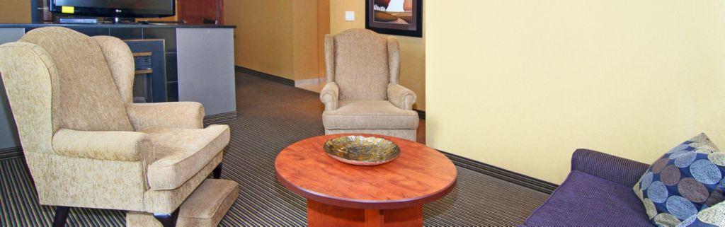 Holiday Inn Express And Suites Calgary By Ihg Exteriör bild