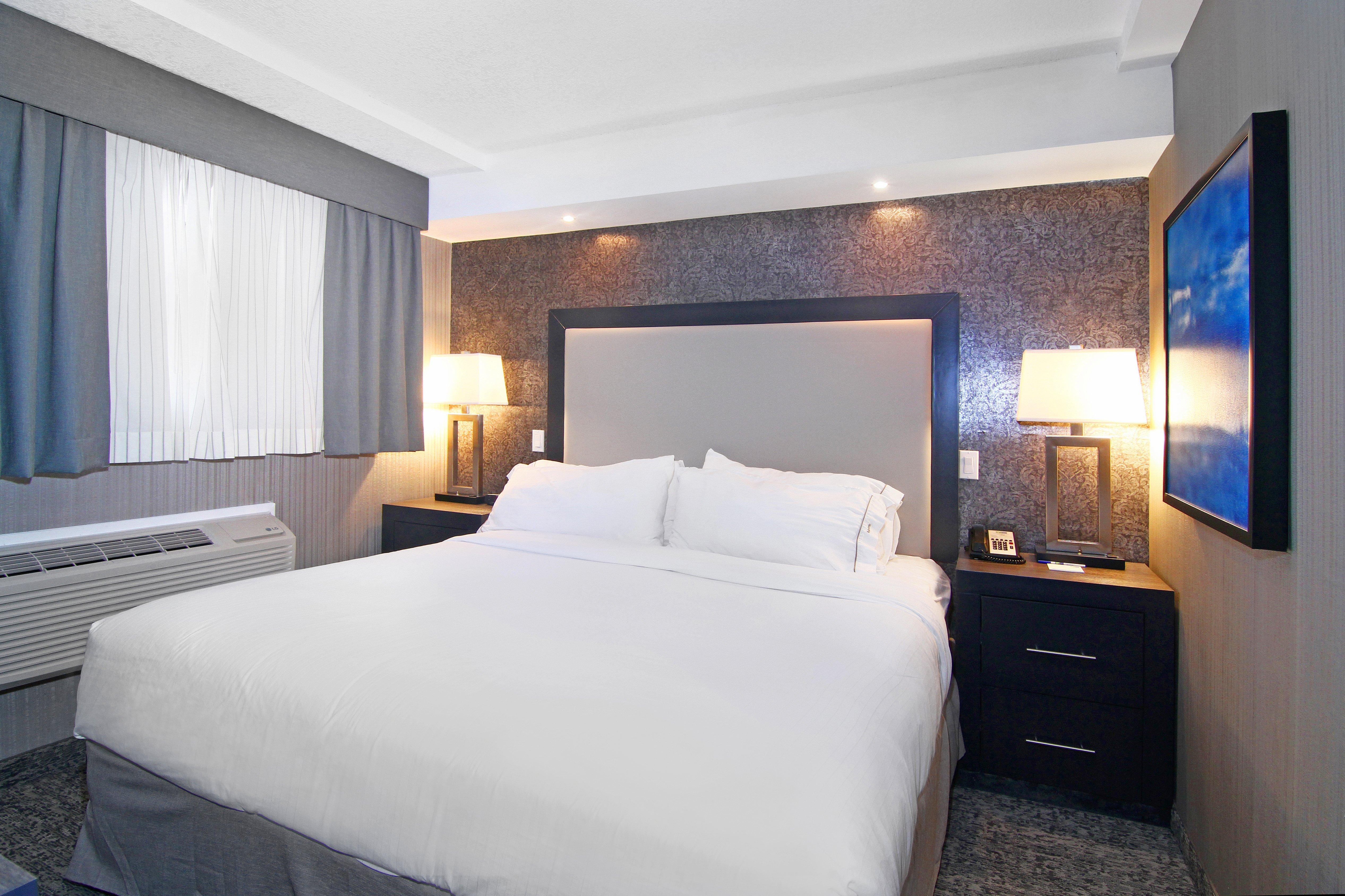 Holiday Inn Express And Suites Calgary By Ihg Exteriör bild
