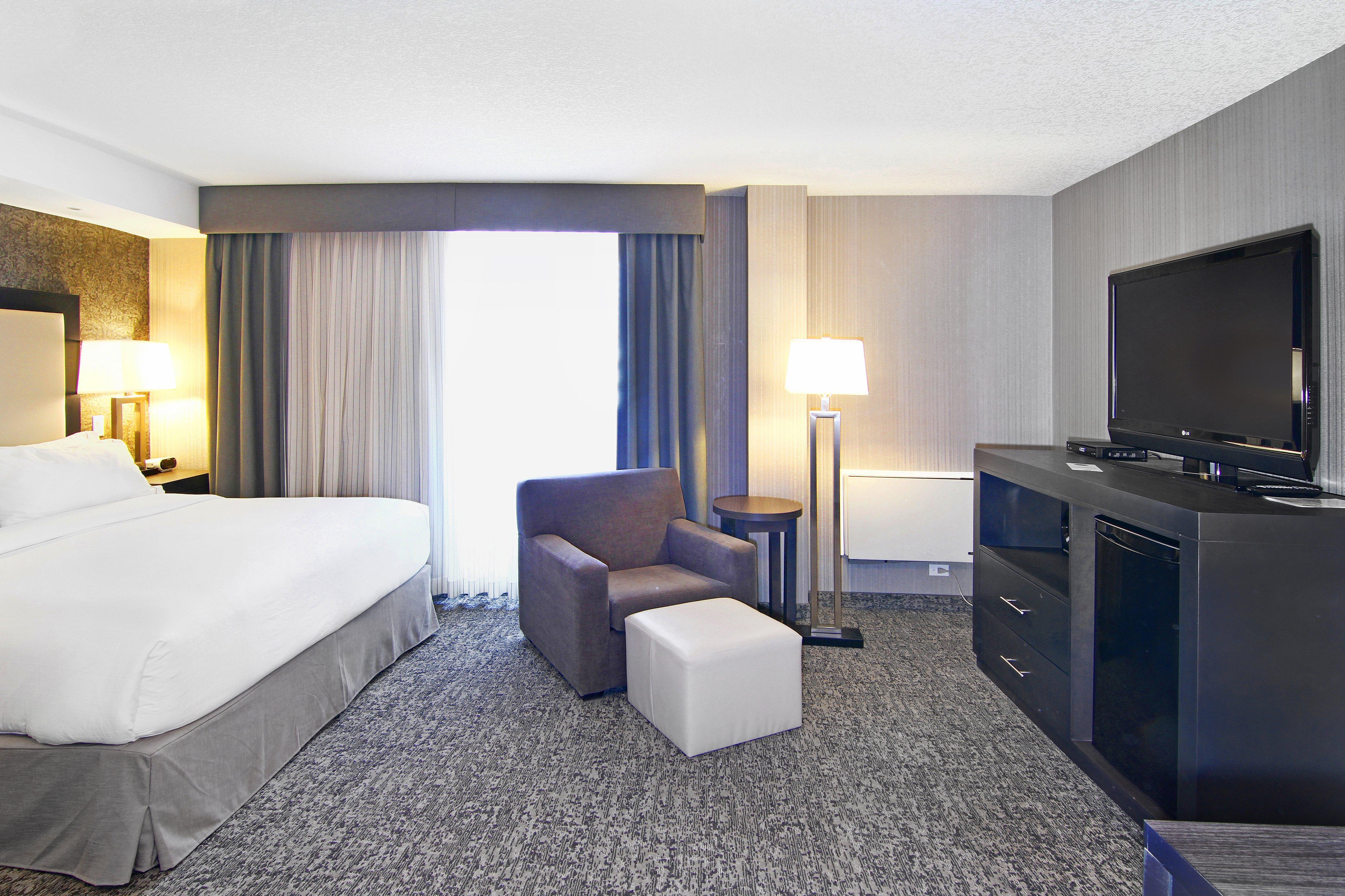 Holiday Inn Express And Suites Calgary By Ihg Exteriör bild